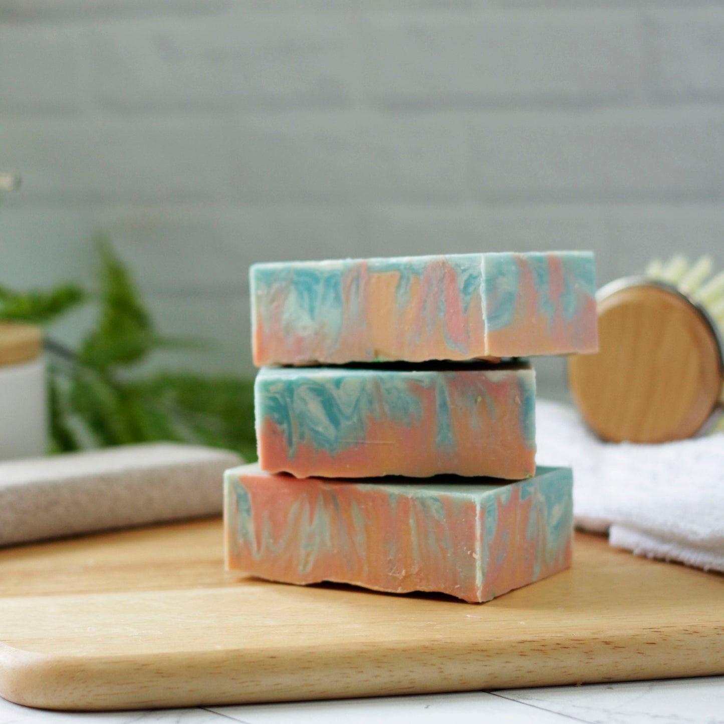 Summer Peach Moss + Pearl Soap Company