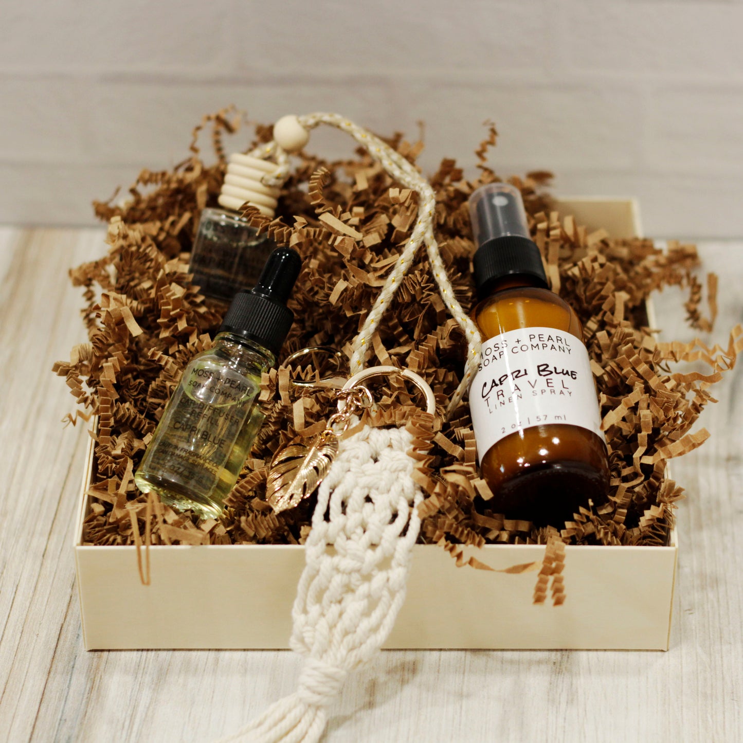Bougie Boho Car Fragrance Gift Set Moss + Pearl Soap Company