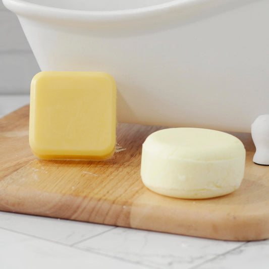 OAKMOSS + AMBER SOLID CONDITIONER BAR Moss + Pearl Soap Company