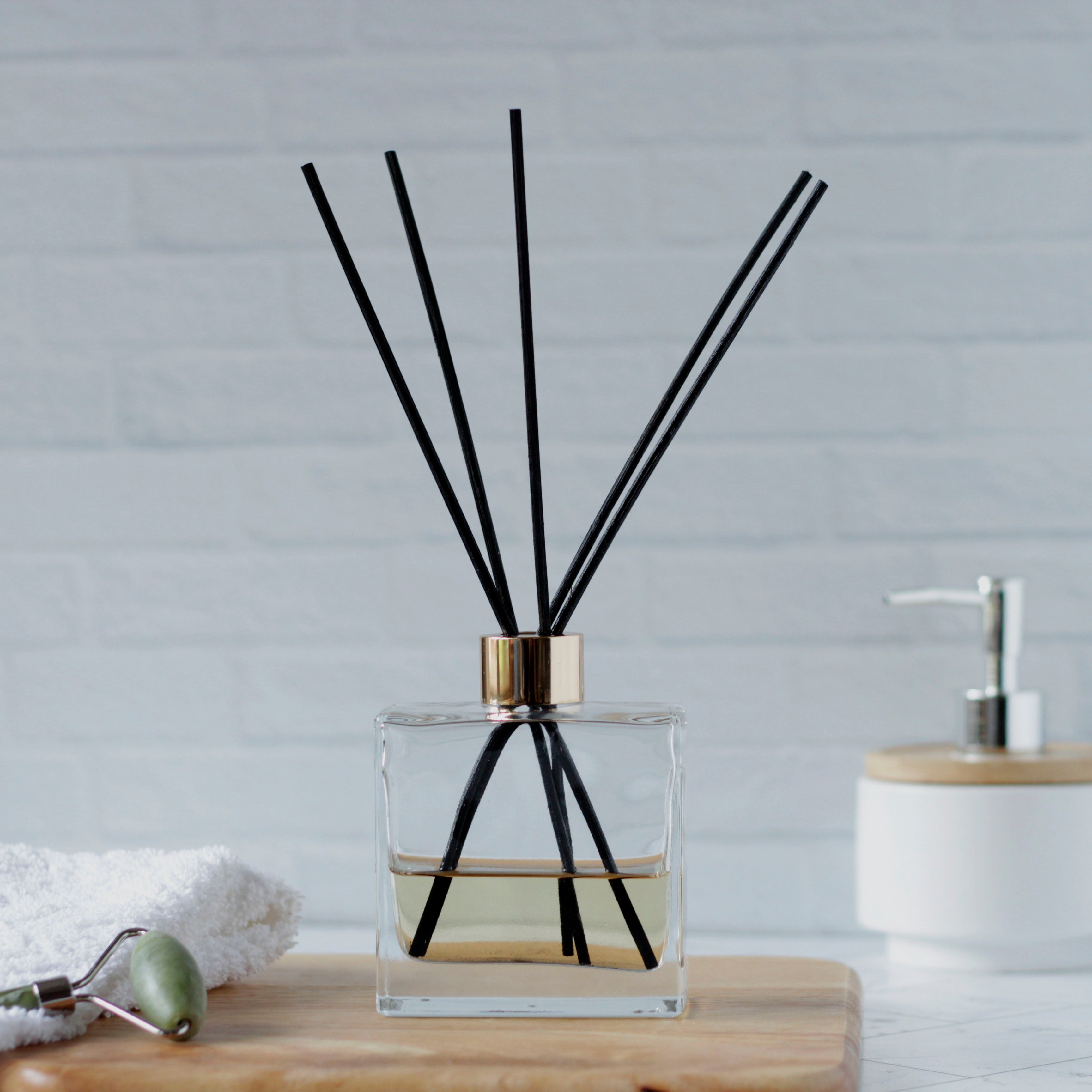 LUXE REED DIFFUSER Moss + Pearl Soap Company