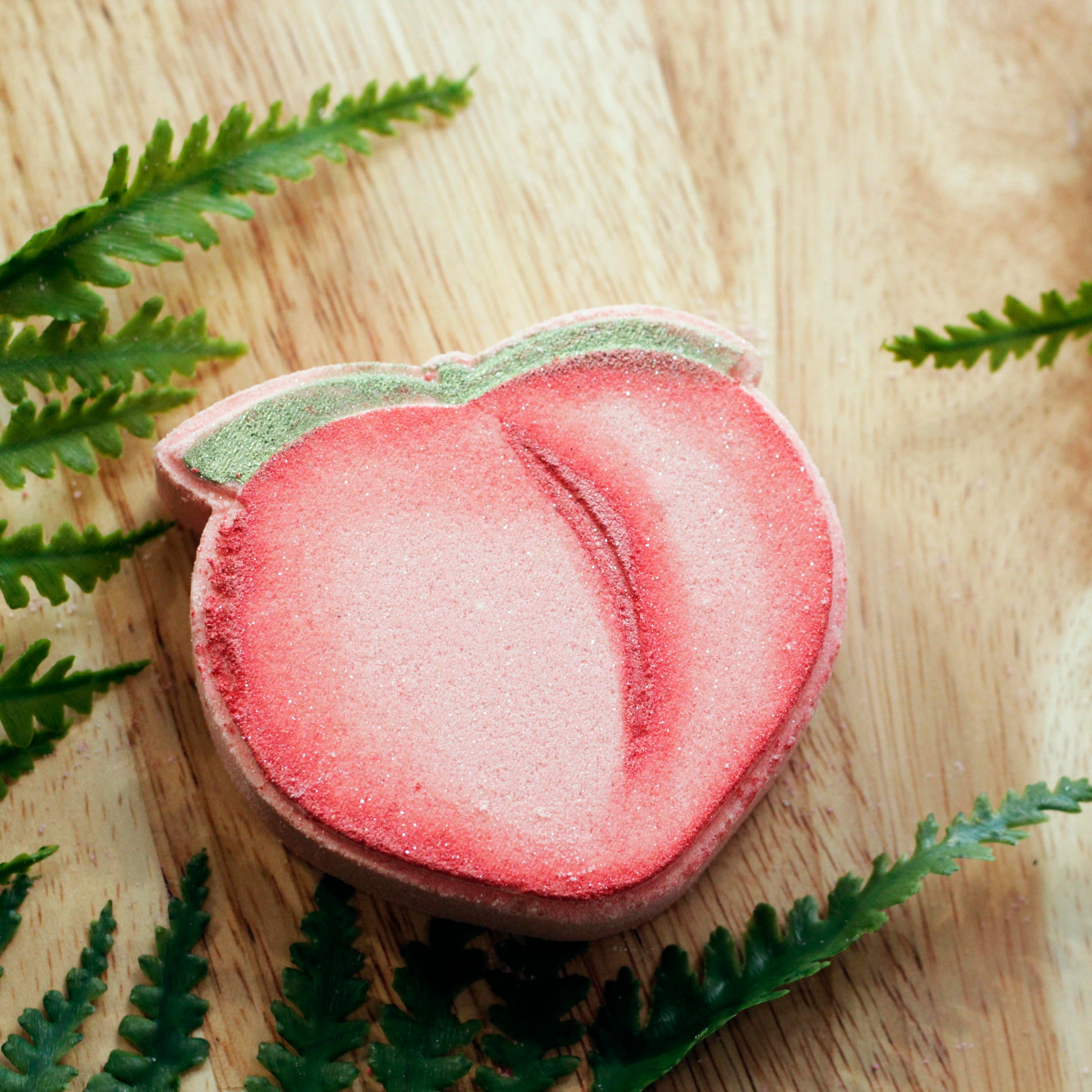 SPARKLING PEACH BATH BOMB Moss + Pearl Soap Company